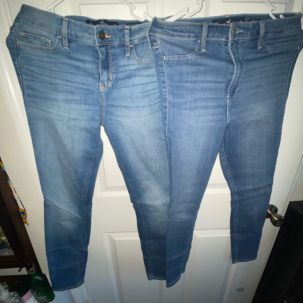 2 pairs of Hollister Blue Jeans. Price includes both pairs!